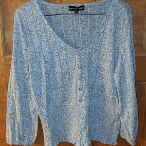 Almost Famous size L  Sweater
